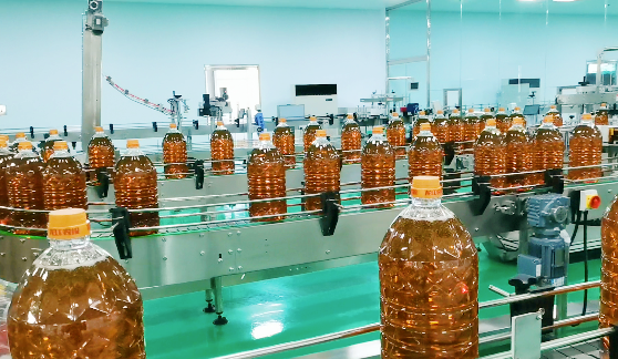 食用油灌裝車間 食用油灌裝車間